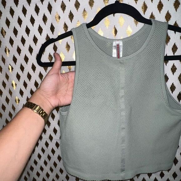 Fishnet workout top and off shoulder crop top Bundle set size M - Picture 4 of 10